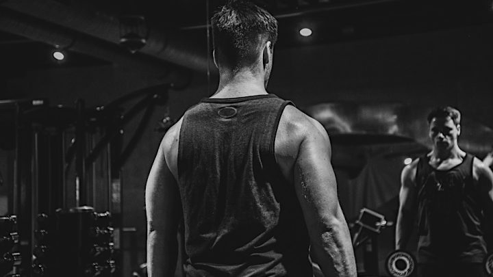 Jak dobrać objętość treningową? Ile serii zasadniczych?